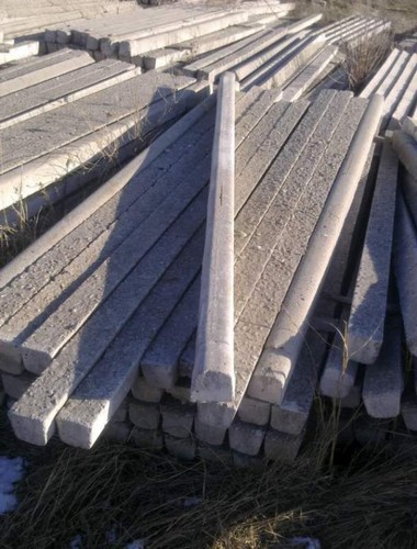 Стовпчики залізобетонні нові та б/у, дріт