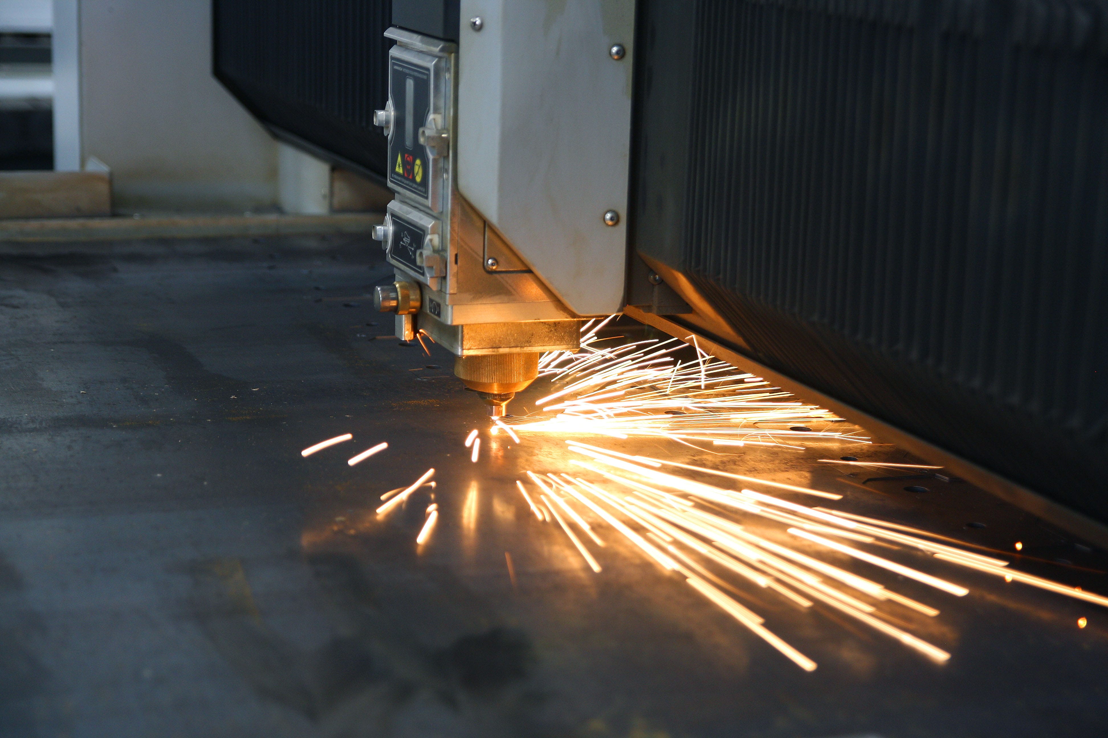 Лазерная порезка, гибка металлов