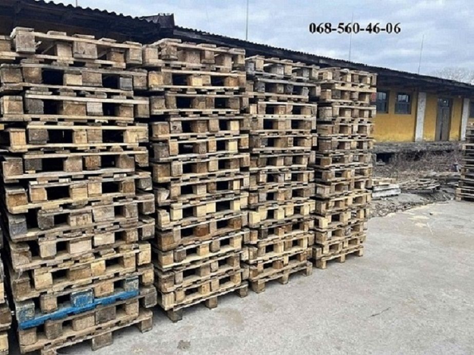 Підприємство продає вживані дерев`яні піддони в Дн